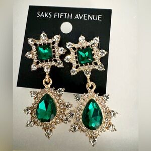 NWT Saks Fifth Avenue Emerald Gold Statement Earrings